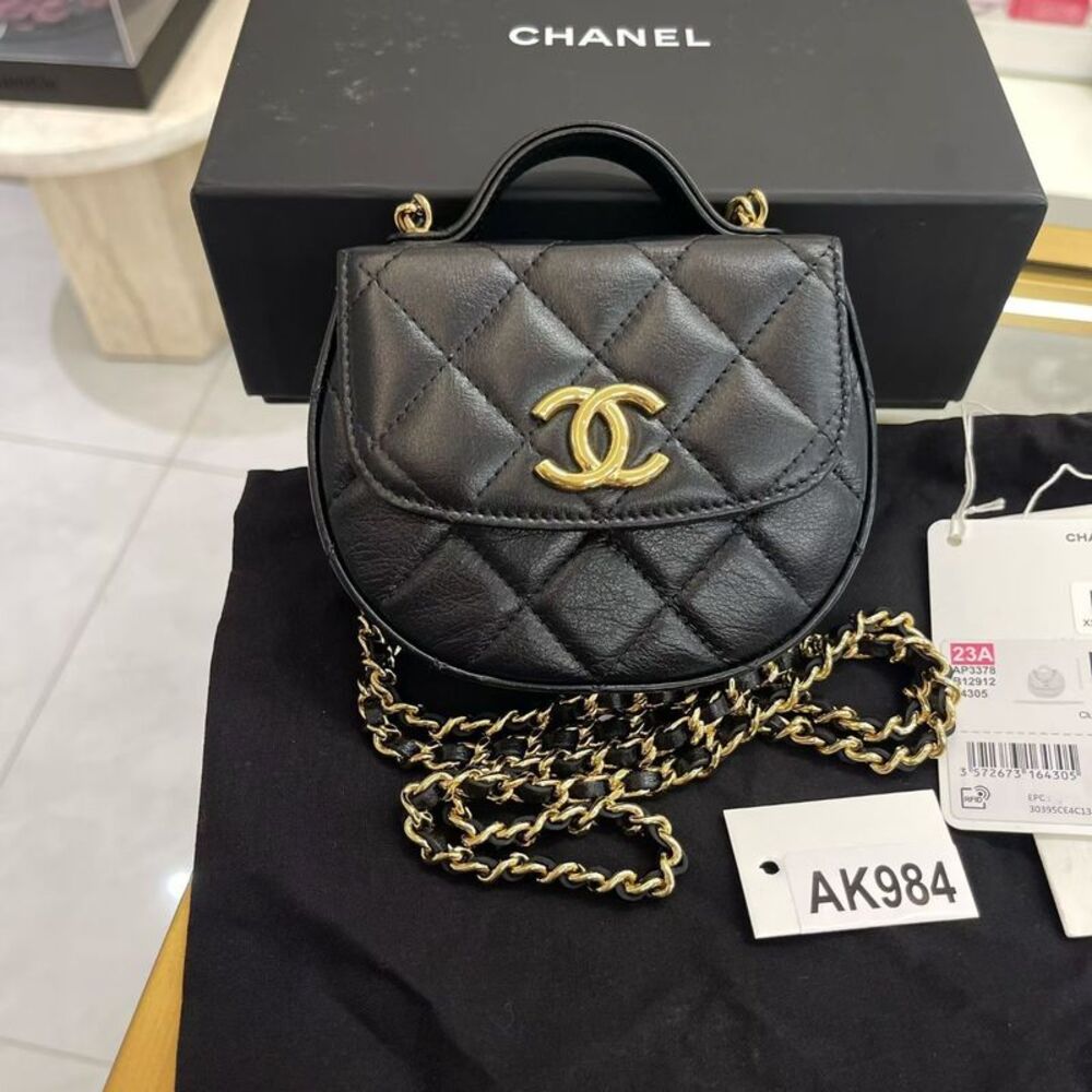 Chanel Women Pre-Loved Bag Very Good Condition